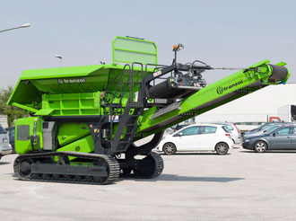 Mobile crusher